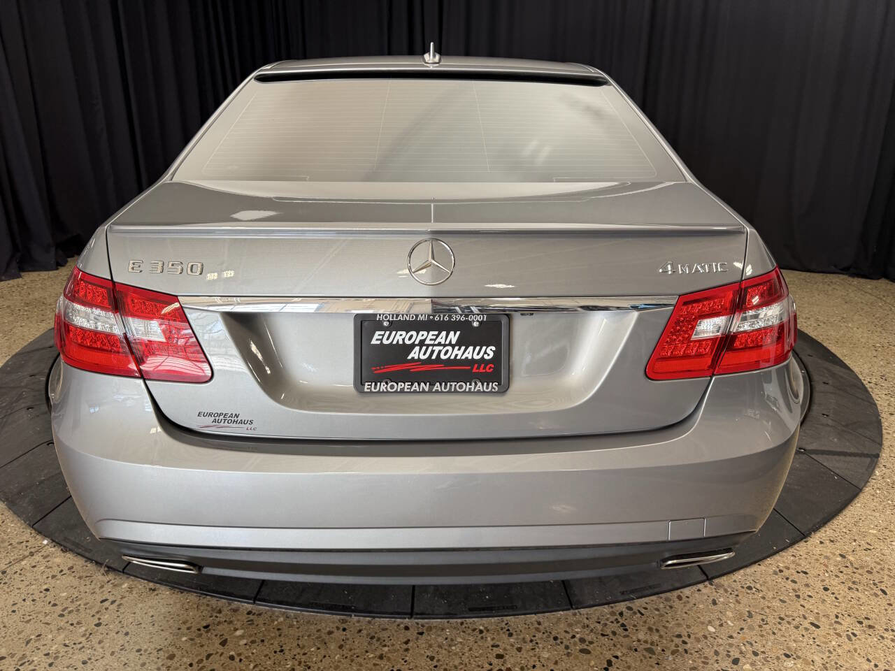 Used 2010 Mercedes-Benz E 350 4MATIC Sedan image 7