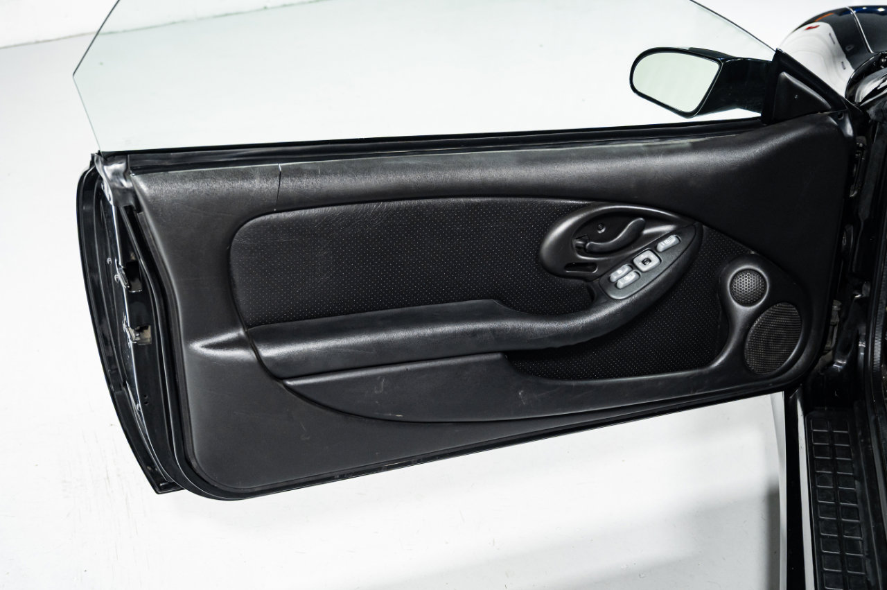 Used 2002 Pontiac Firebird Trans Am image 12