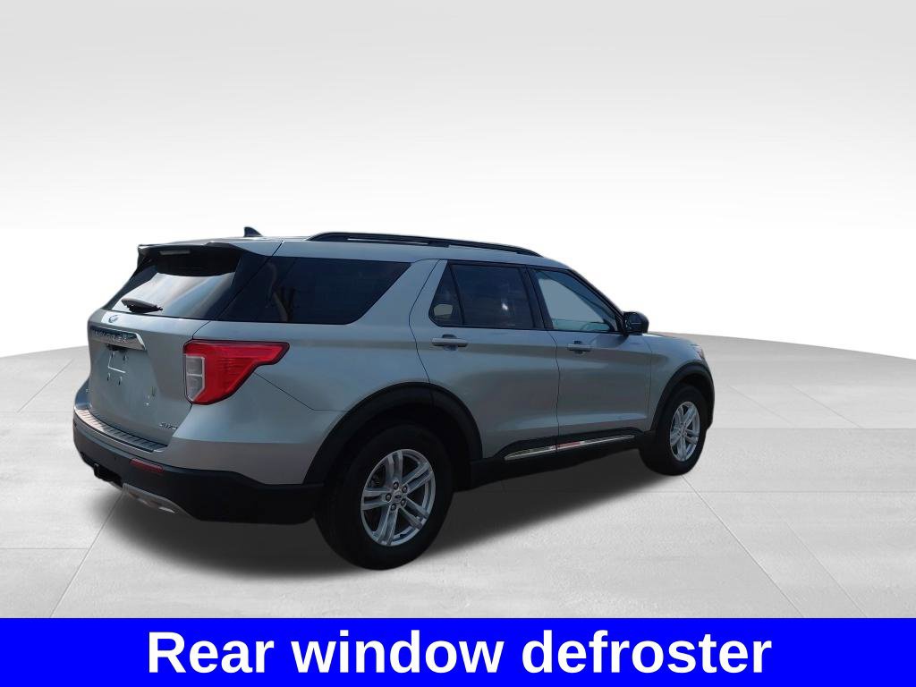 Used 2022 Ford Explorer XLT w/ Equipment Group 202A AWD/4WD image 11