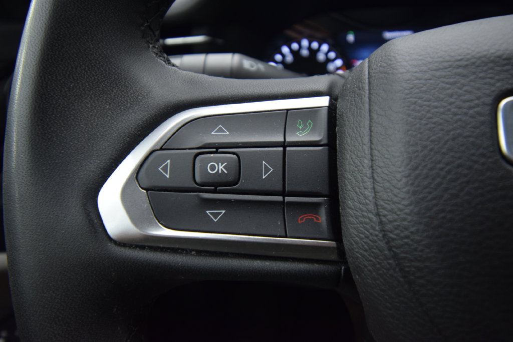Used 2023 Jeep Compass Limited AWD/4WD image 28