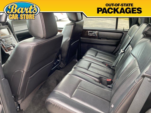 Used 2017 Lincoln Navigator Reserve image 23