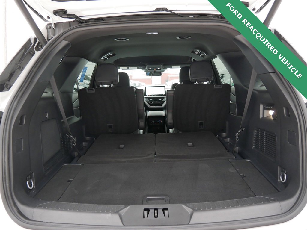 Used 2025 Ford Explorer ST image 10