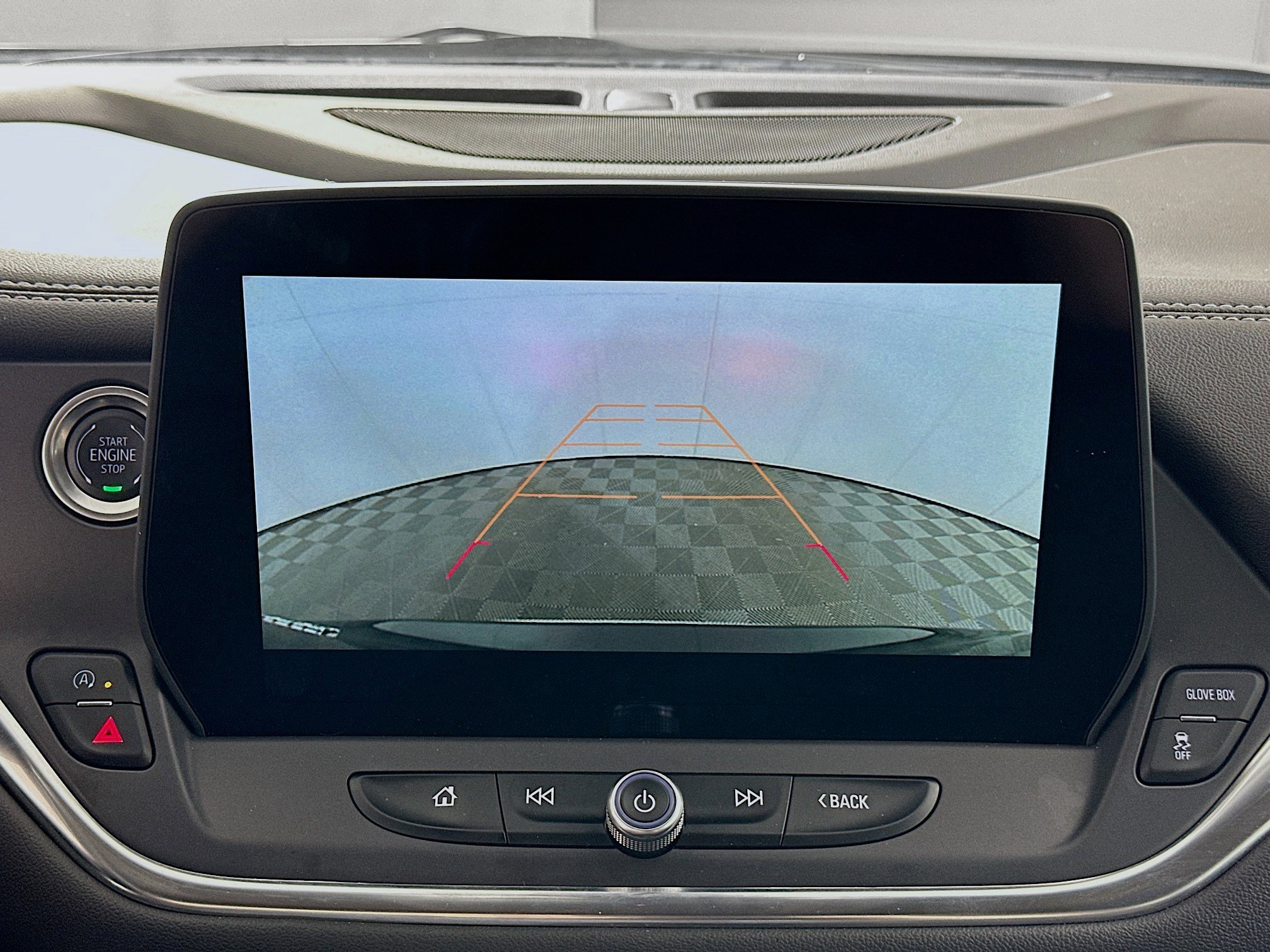 Used 2025 Chevrolet Blazer LT FWD image 22