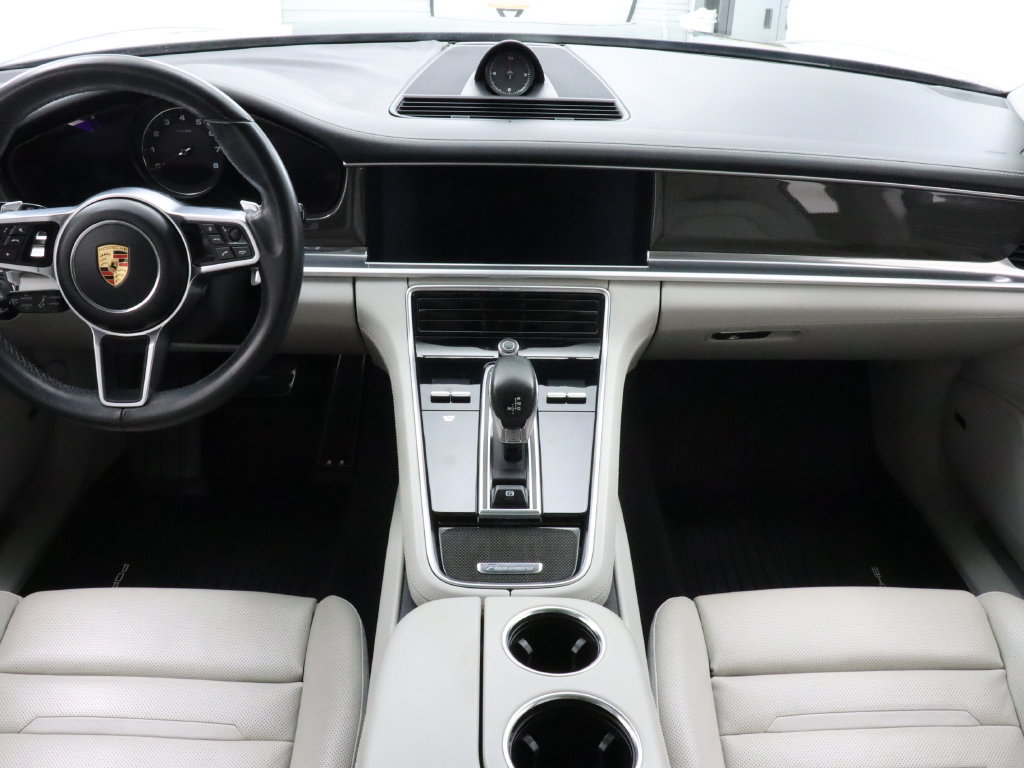 Used 2018 Porsche Panamera 4S AWD/4WD image 17