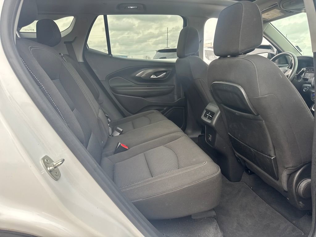 Used 2023 GMC Terrain SLE w/ Driver Convenience Package image 13