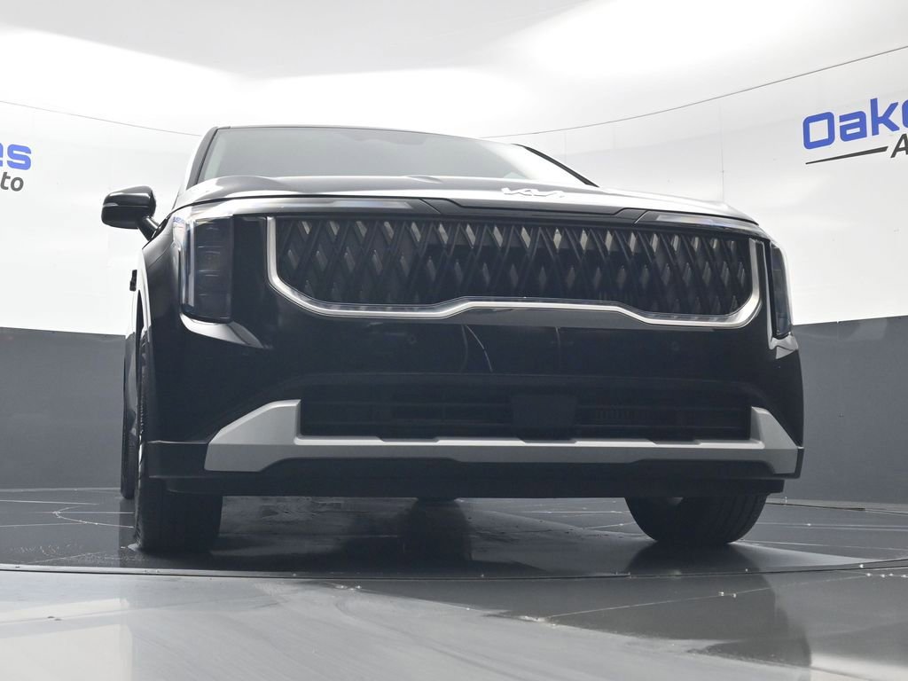 Certified 2026 Kia Carnival EX image 41