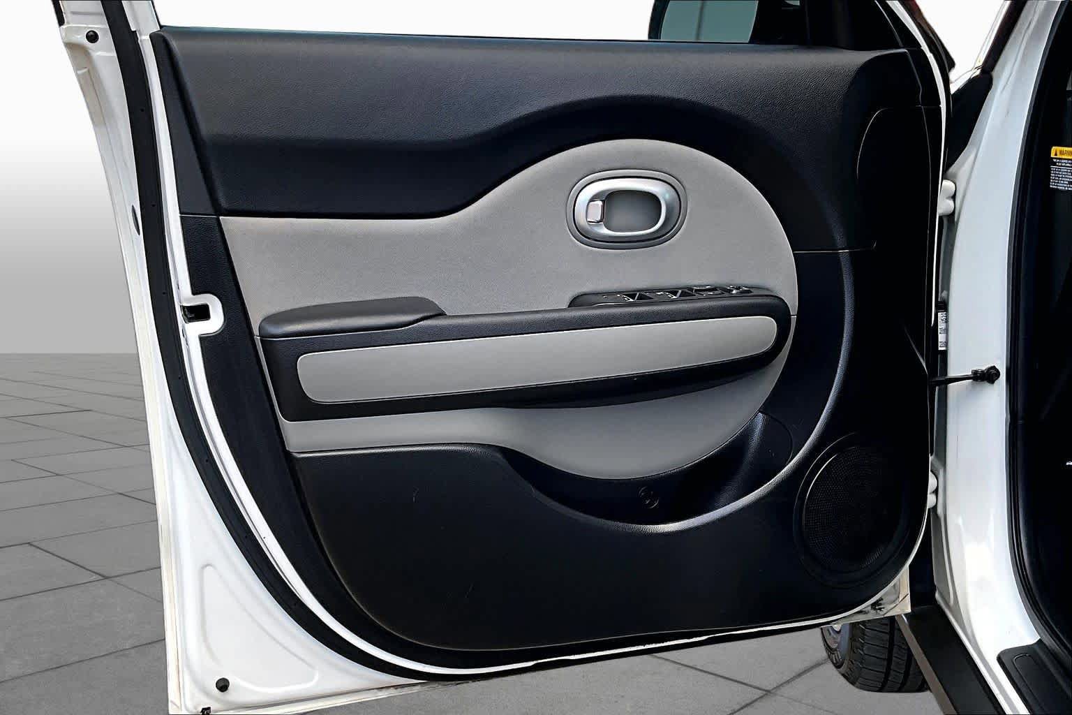 Used 2019 Kia Soul FWD image 21