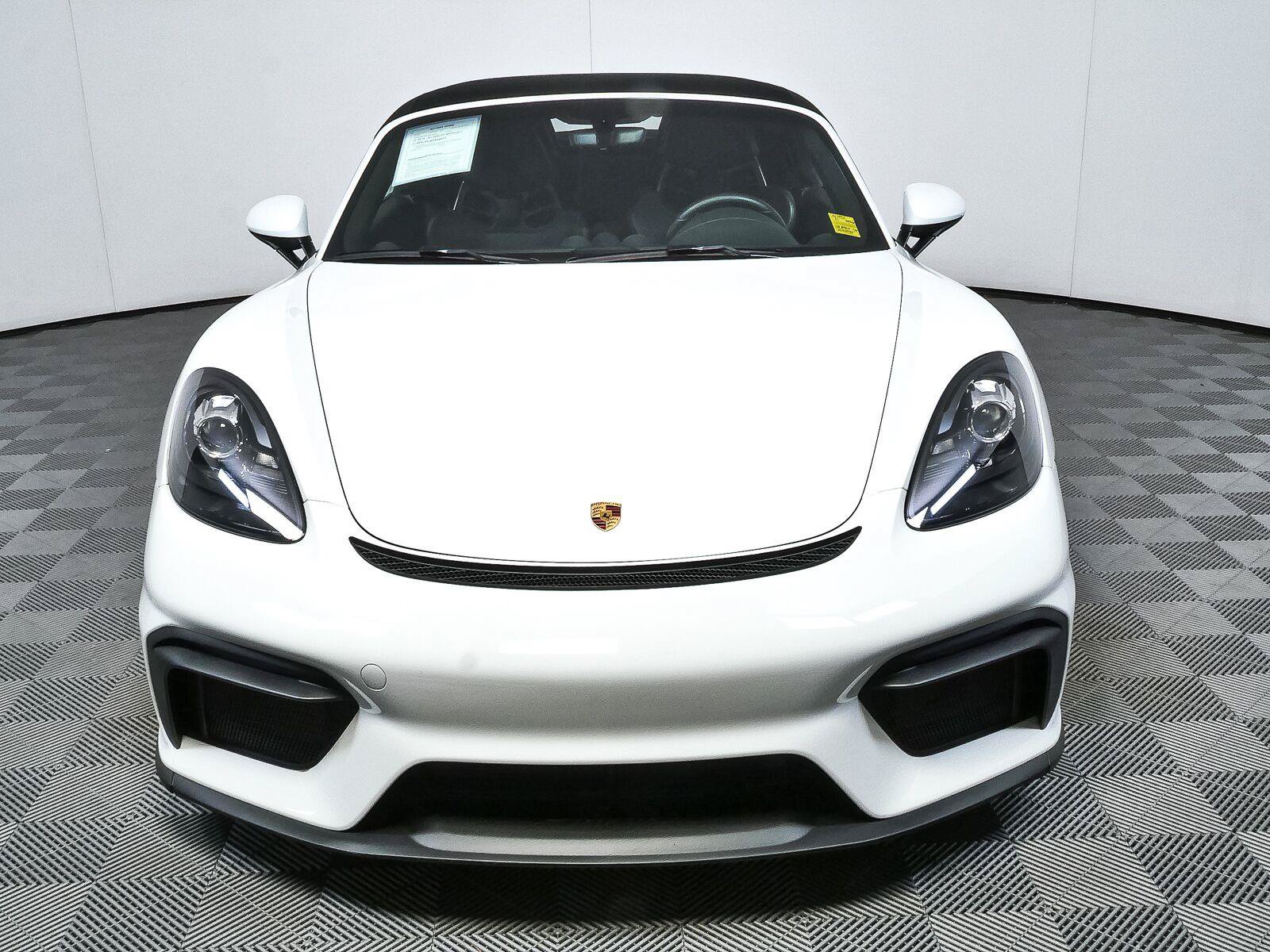 Used 2021 Porsche 718 Boxster Spyder RWD image 10