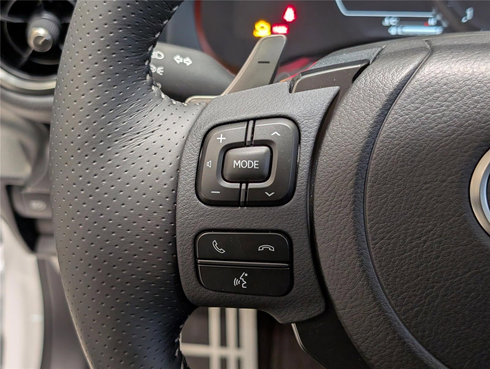 New 2025 Lexus IS 350 F Sport image 18