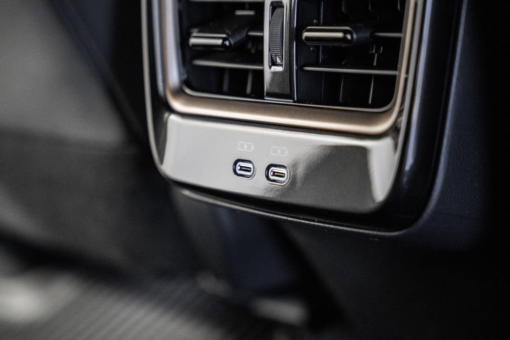 New 2026 Toyota Crown Signia XLE image 34