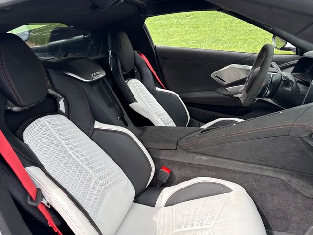 Used 2023 Chevrolet Corvette Stingray Premium Cpe w/ Z51 Performance Package RWD image 13