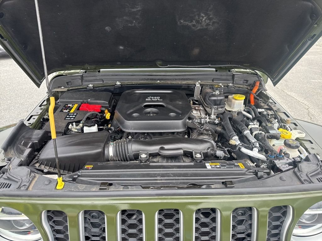 Used 2022 Jeep Wrangler Unlimited Sahara w/ Cold Weather Group image 35