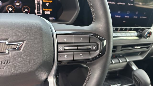 Used 2026 Chevrolet Colorado Trail Boss AWD/4WD image 23