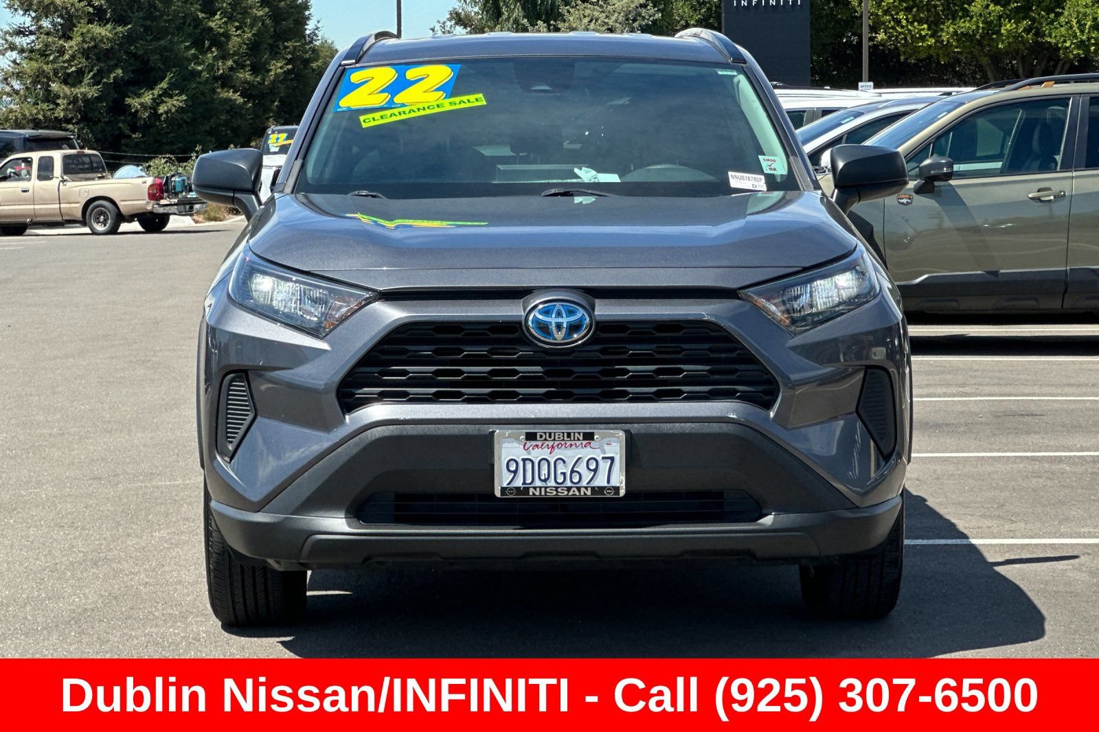 Used 2022 Toyota RAV4 LE AWD/4WD image 9