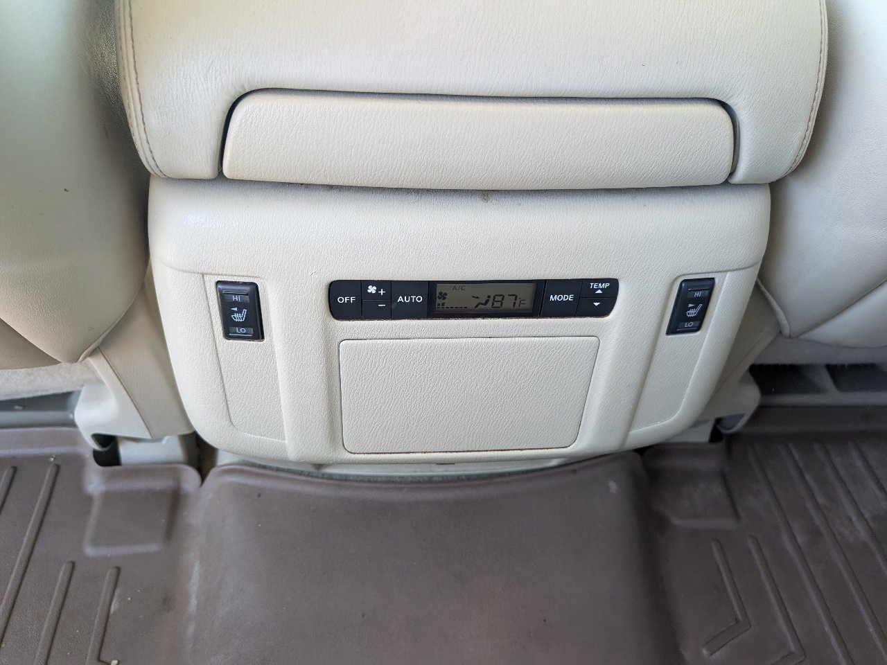 Used 2012 INFINITI QX56 4WD w/ Theater Pkg image 12