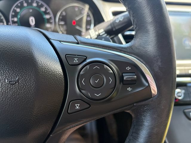 Used 2017 Buick LaCrosse Essence FWD image 24