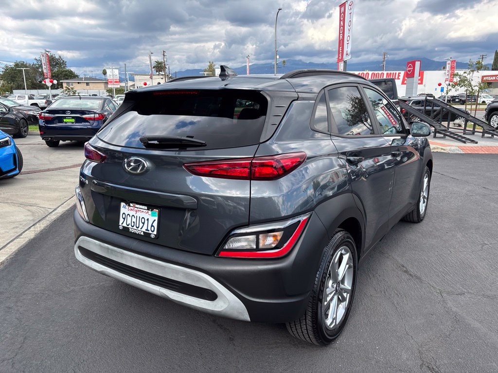 Used 2022 Hyundai Kona SEL FWD image 4