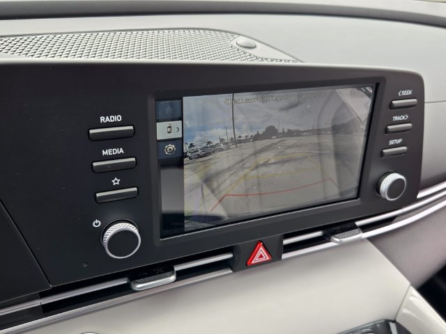 New 2026 Hyundai Elantra SEL Sport FWD image 10