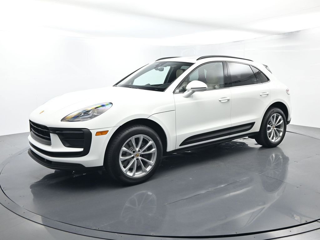 Certified 2022 Porsche Macan
