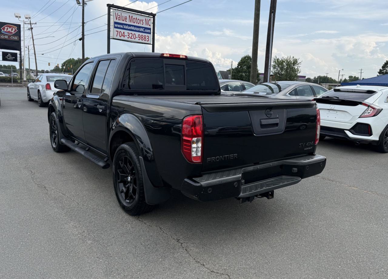 Used 2020 Nissan Frontier SV w/ Midnight Edition Floor Mats AWD/4WD image 4
