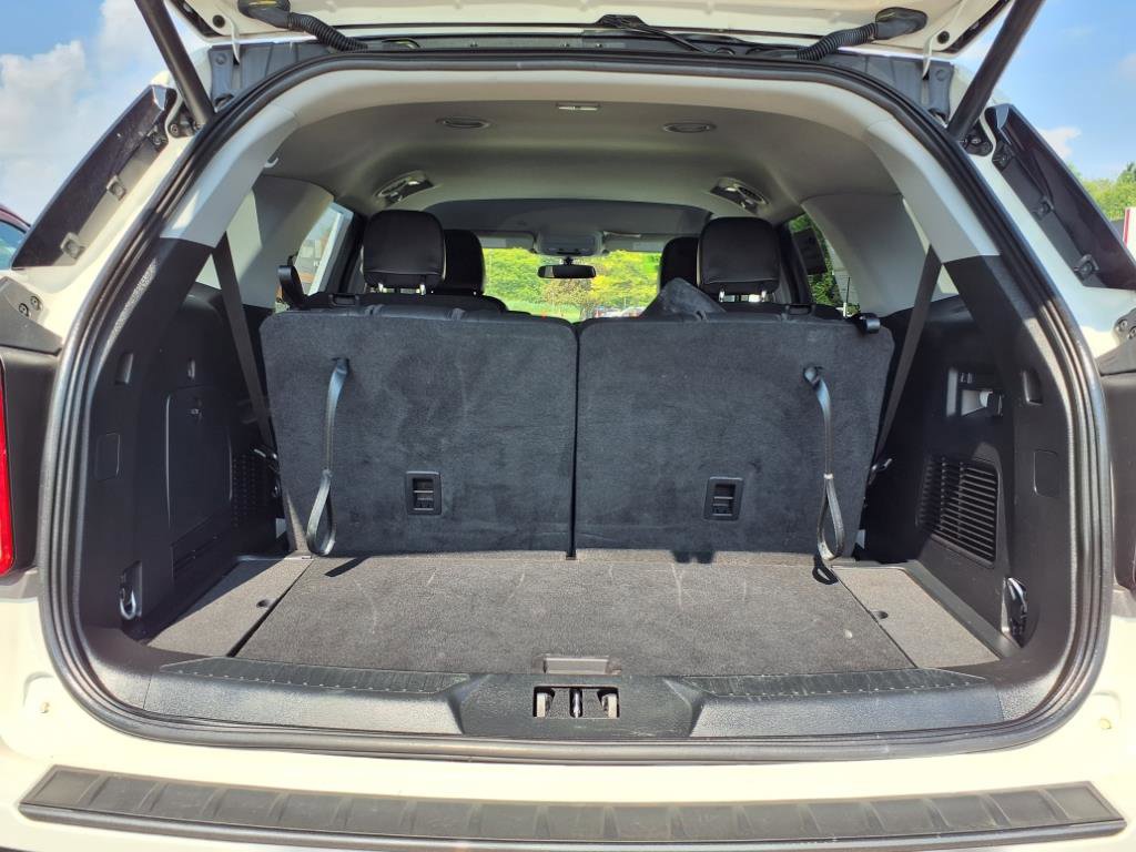 Certified 2023 Ford Explorer XLT w/ Equipment Group 202A image 21