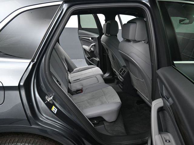 Used 2024 Audi SQ5 Premium Plus image 33
