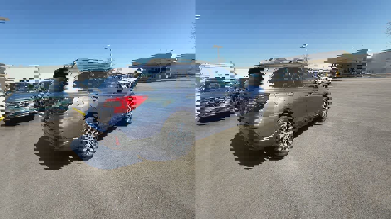 Used 2018 Subaru Outback 2.5i Limited AWD/4WD image 8