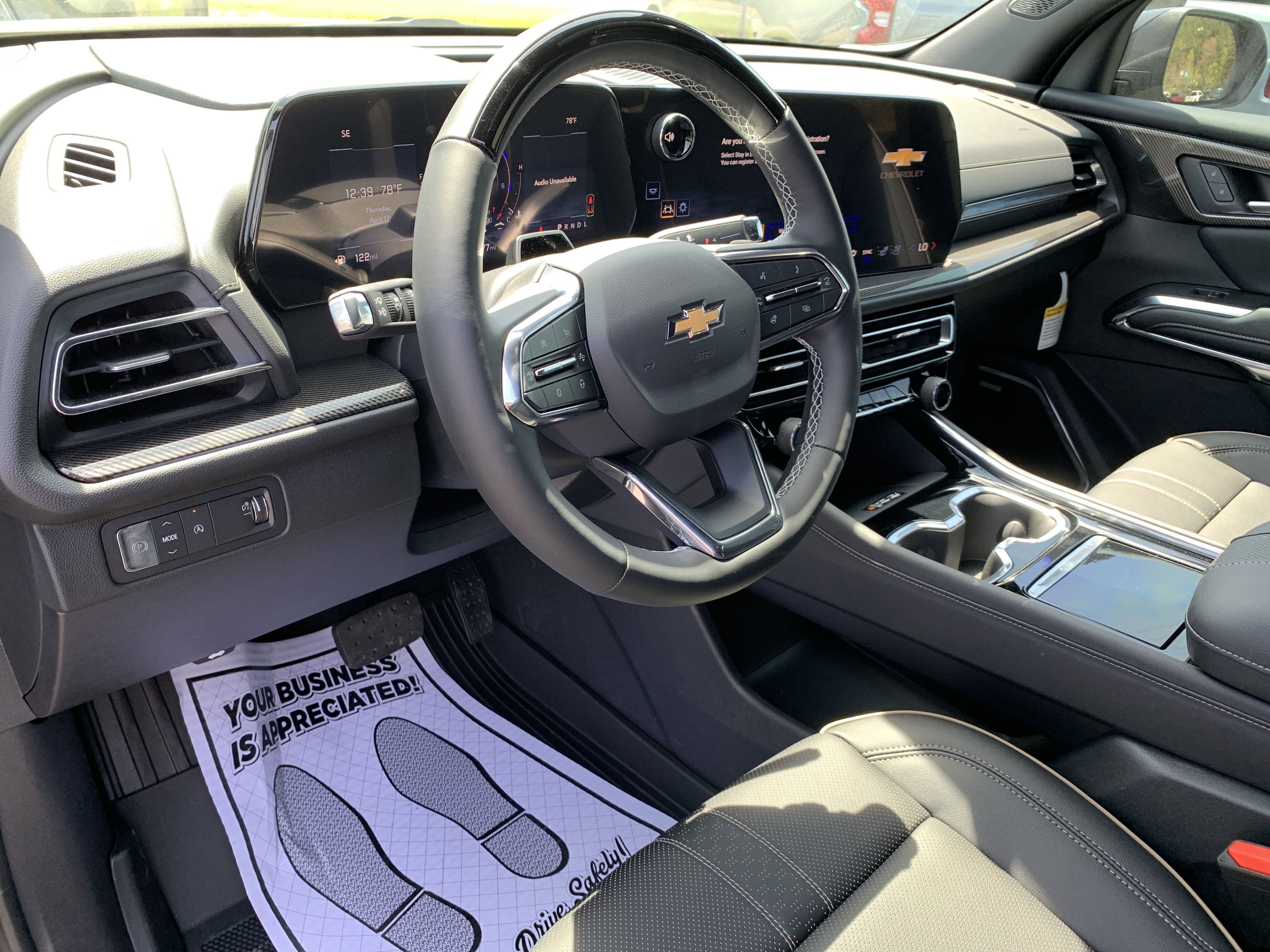 New 2025 Chevrolet Traverse High Country w/ LPO, Floor Liner Package image 13