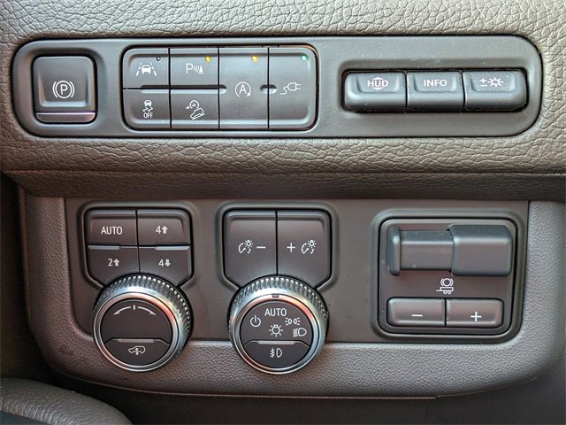 Used 2021 GMC Yukon Denali w/ Denali Ultimate Package image 26