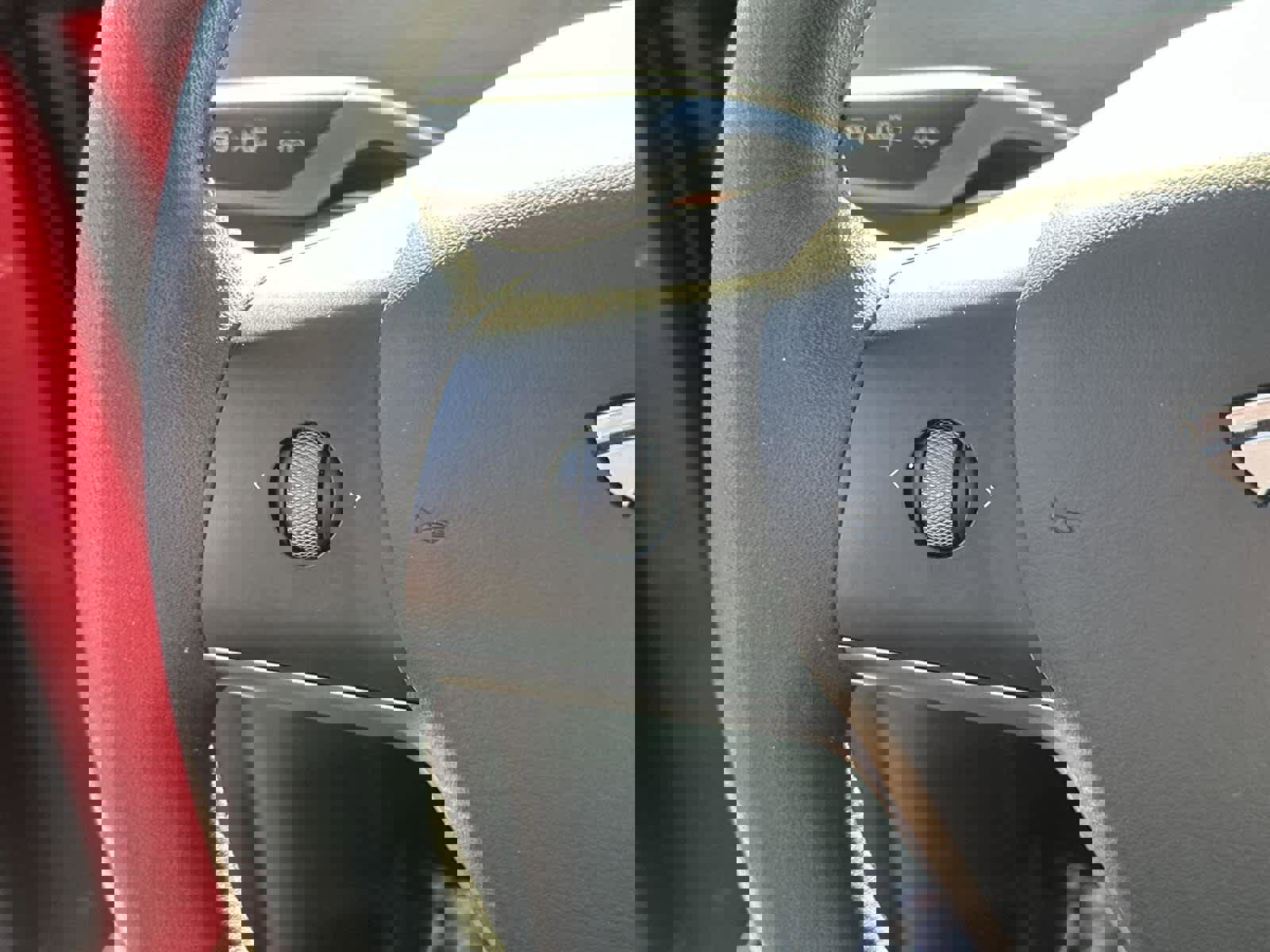 Used 2023 Tesla Model Y Performance image 24