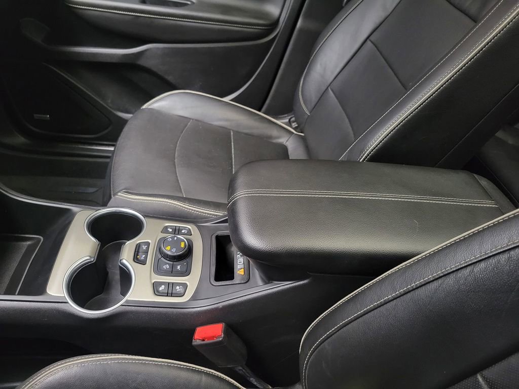 Used 2020 GMC Terrain Denali w/ Denali Premium Package AWD/4WD image 28