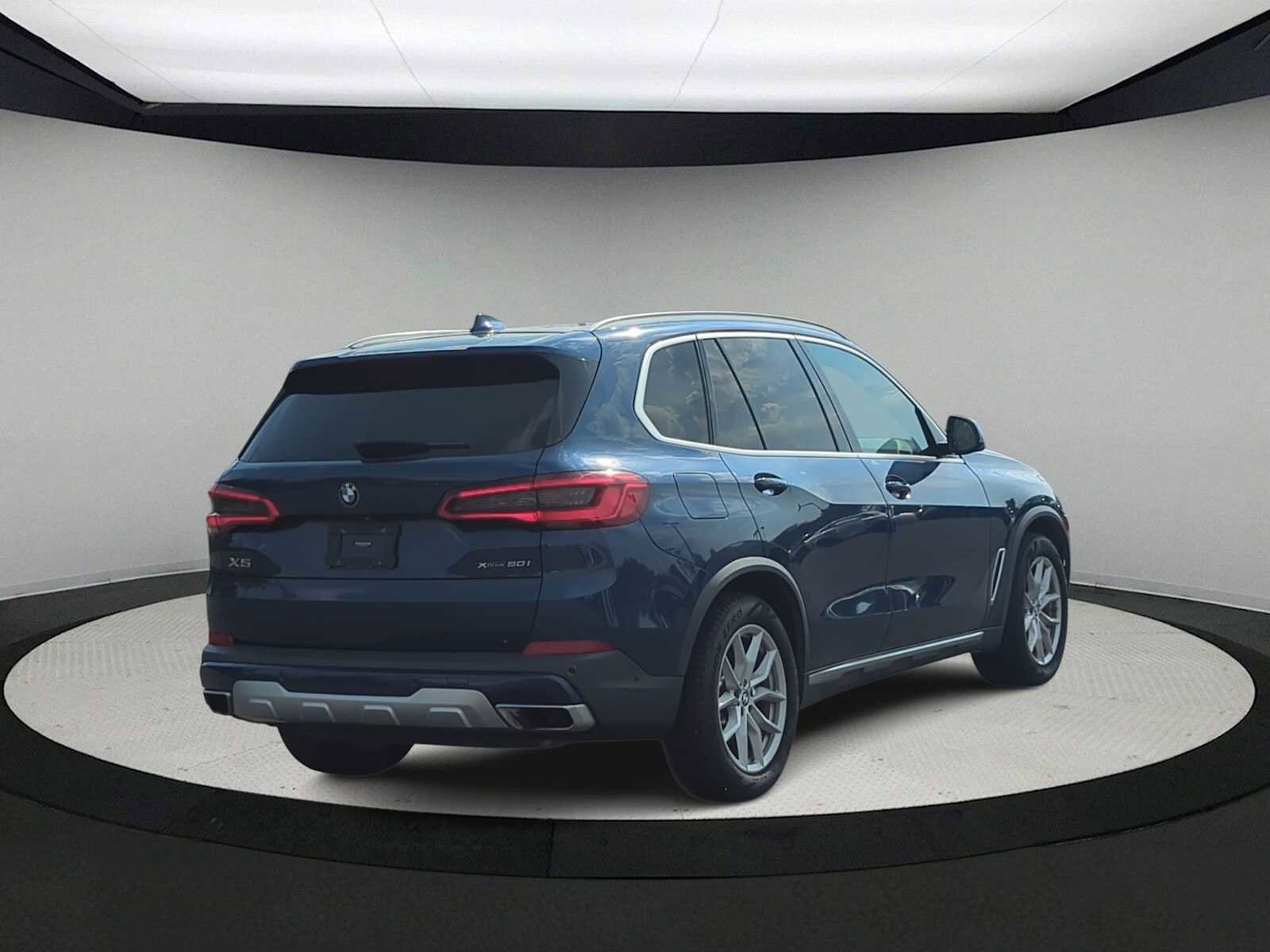 Used 2019 BMW X5 xDrive50i image 8
