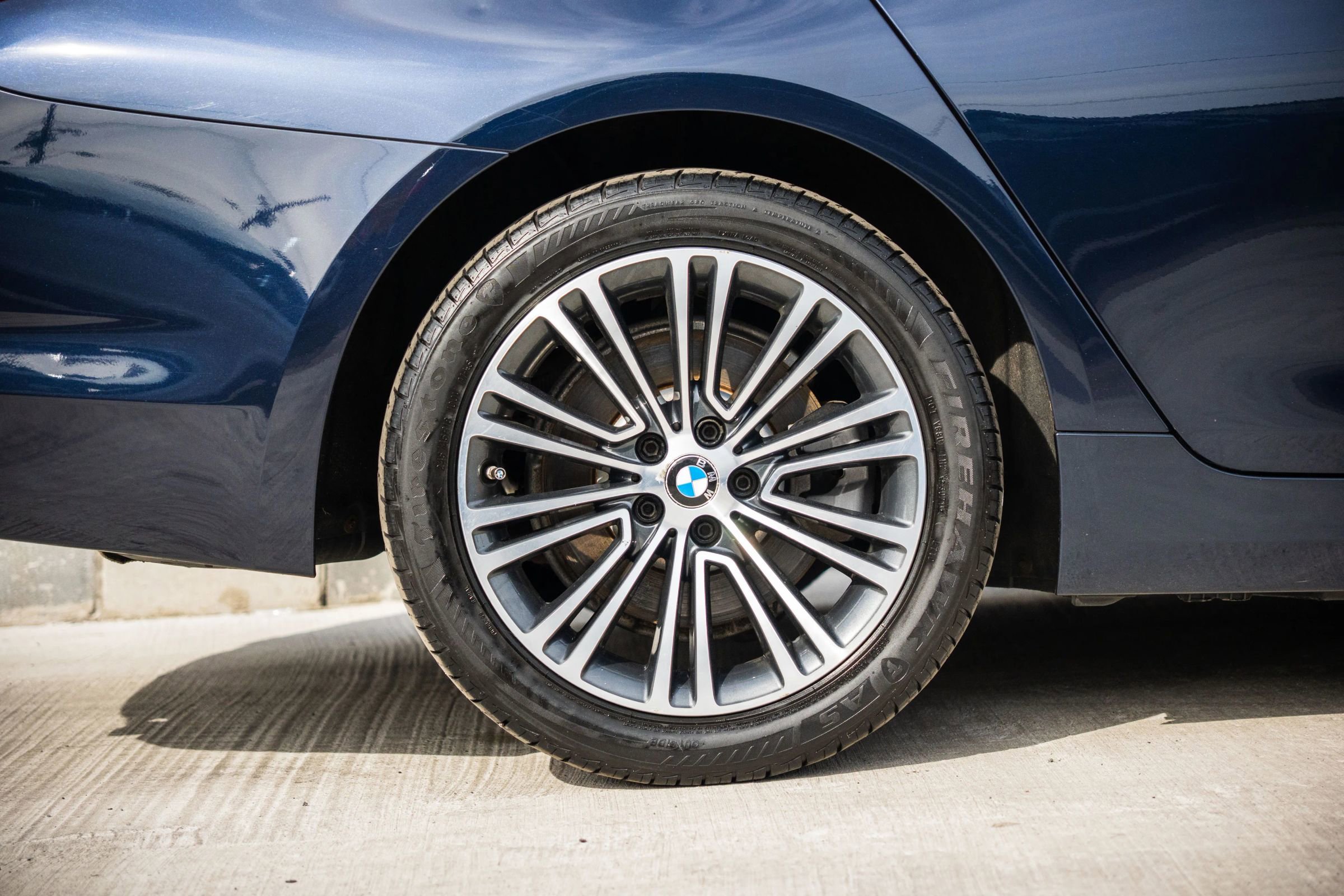 Used 2018 BMW 530i xDrive w/ Premium Package image 32