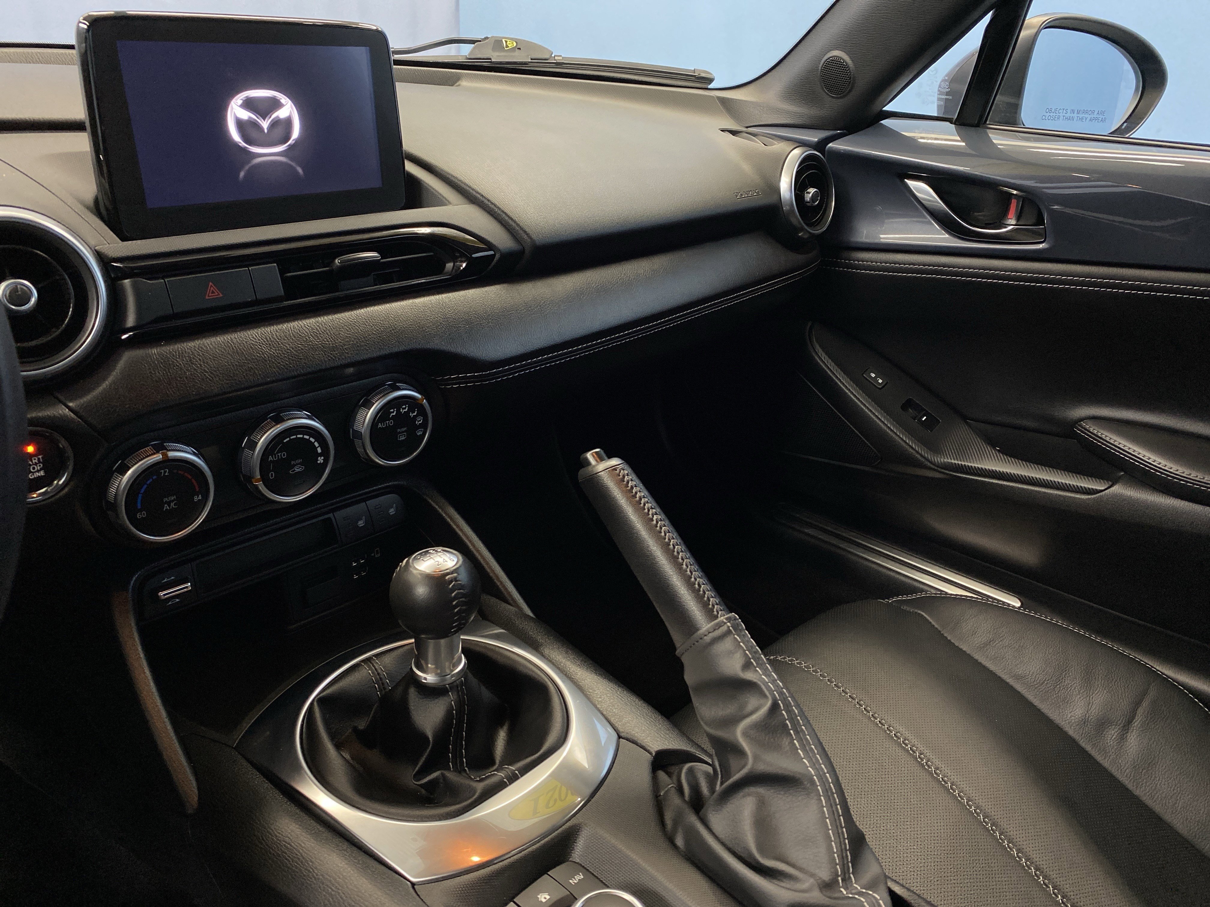 Used 2021 MAZDA MX-5 Miata RF Grand Touring image 13