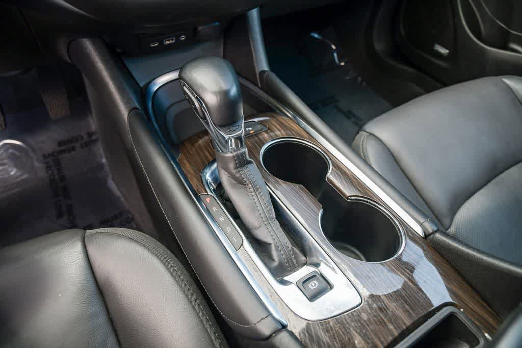 Used 2024 Chevrolet Malibu LT FWD image 19