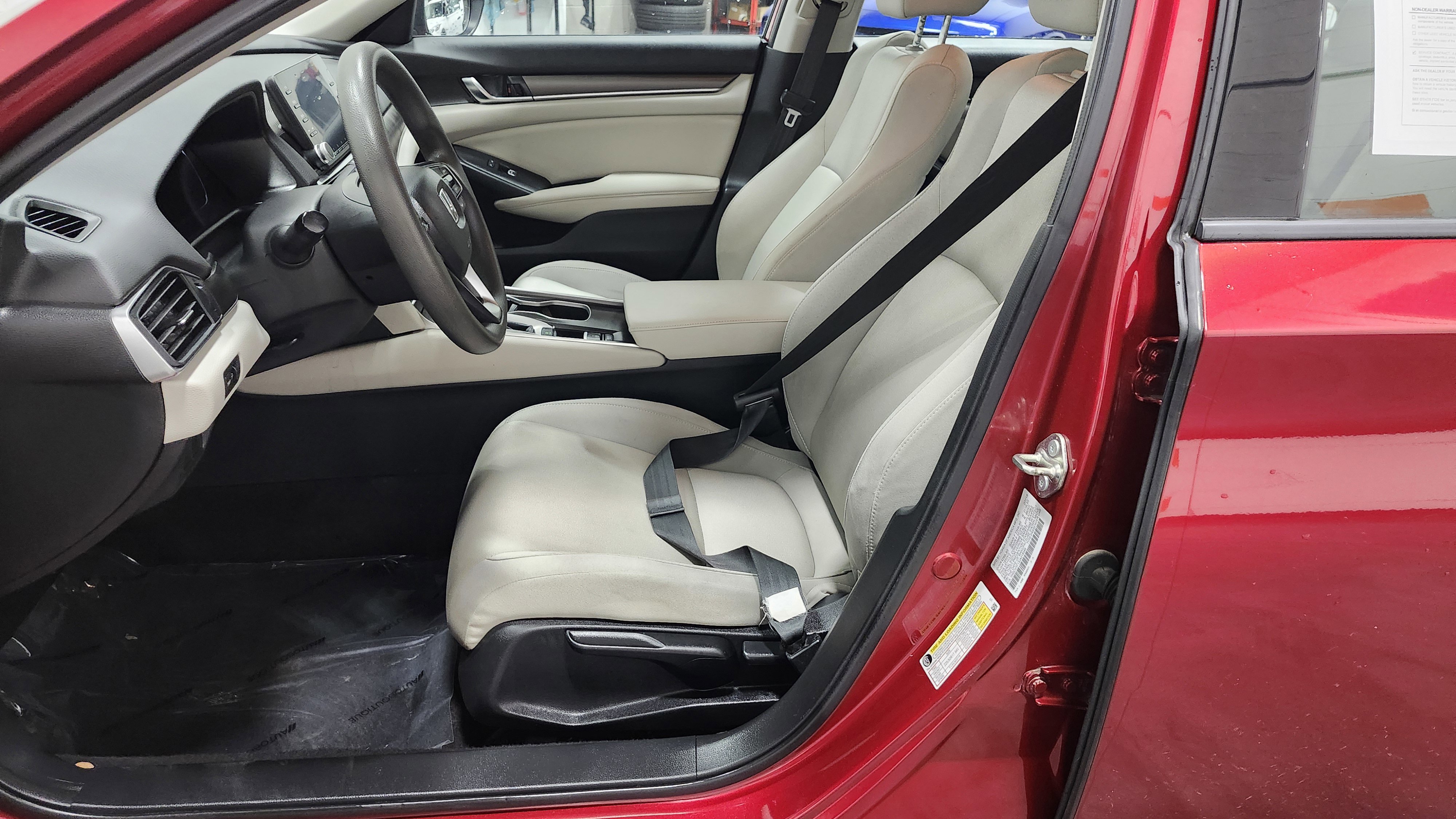 Used 2018 Honda Accord LX image 21