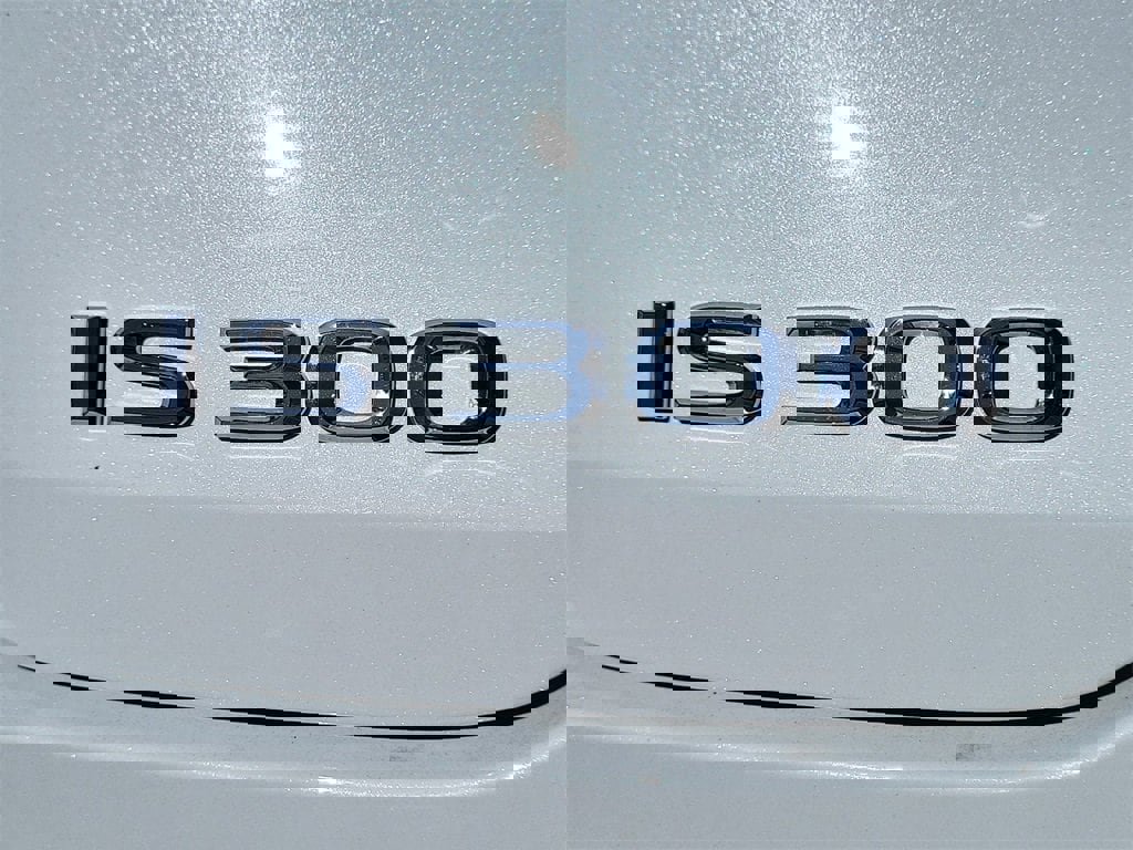 Used 2025 Lexus IS 300 F Sport image 12