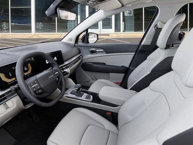 New 2026 Kia Sportage EX image 17