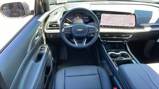 New 2026 Chevrolet Traverse LT w/ Sun and Wheel Package FWD image 14