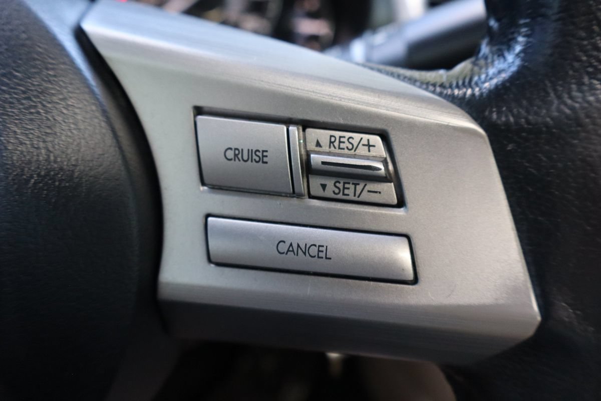 Used 2010 Subaru Legacy 2.5GT Limited AWD/4WD image 31