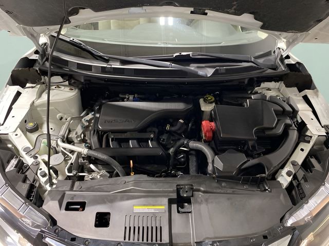 Certified 2022 Nissan Rogue Sport SV AWD/4WD image 32