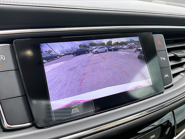 Used 2024 Buick Enclave Essence FWD image 23