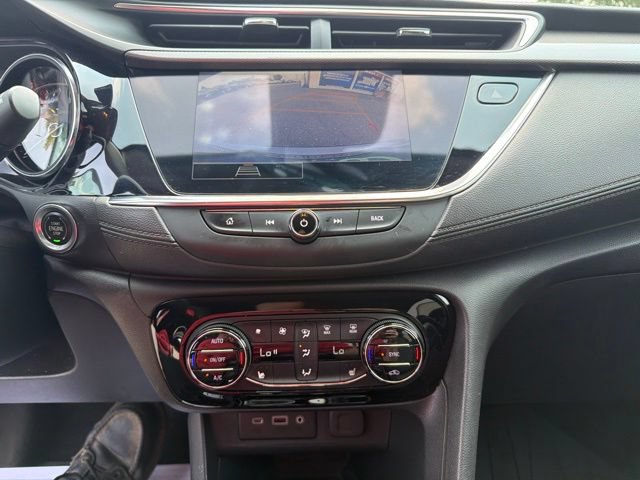 Certified 2021 Buick Encore GX Select w/ Sport Touring Package AWD/4WD image 18