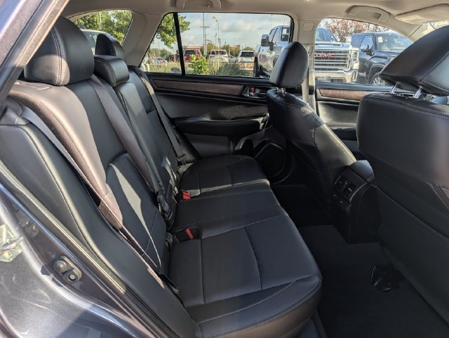 Used 2017 Subaru Outback 2.5i Limited AWD/4WD image 31