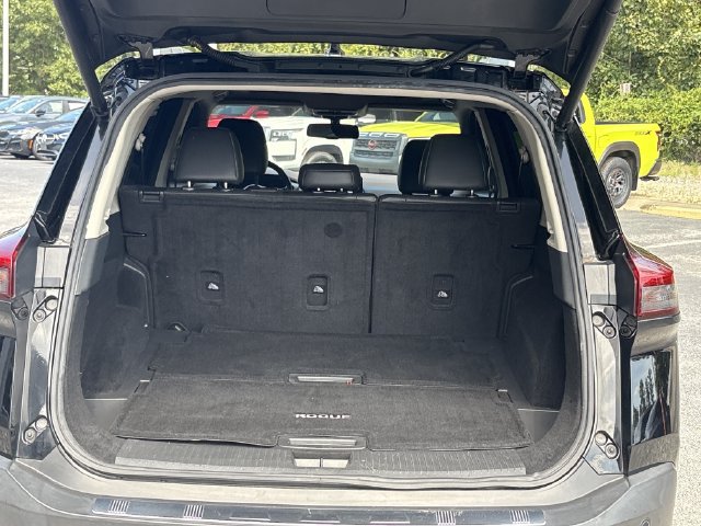 Certified 2021 Nissan Rogue Platinum FWD image 24