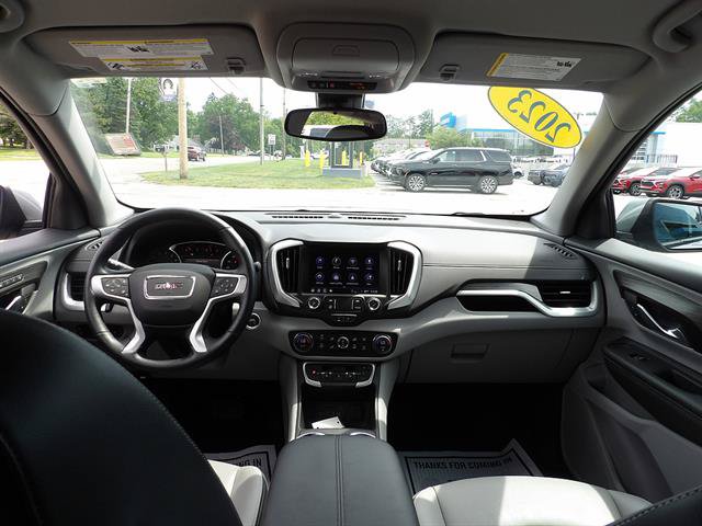 Certified 2023 GMC Terrain SLT w/ LPO, Floor Liner Package AWD/4WD image 32