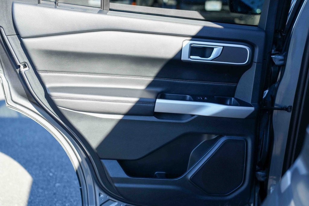 Used 2023 Ford Explorer XLT w/ Class IV Trailer Tow Package image 20