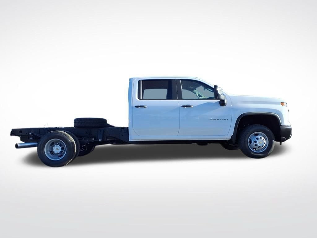 New 2026 Chevrolet Silverado 3500 W/T w/ WT Convenience Package AWD/4WD video 3