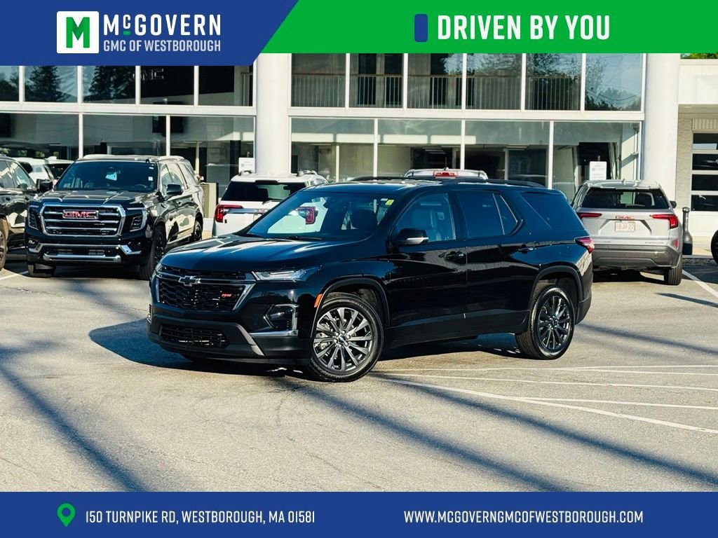Used 2024 Chevrolet Traverse RS w/ LPO, Floor Liner Package