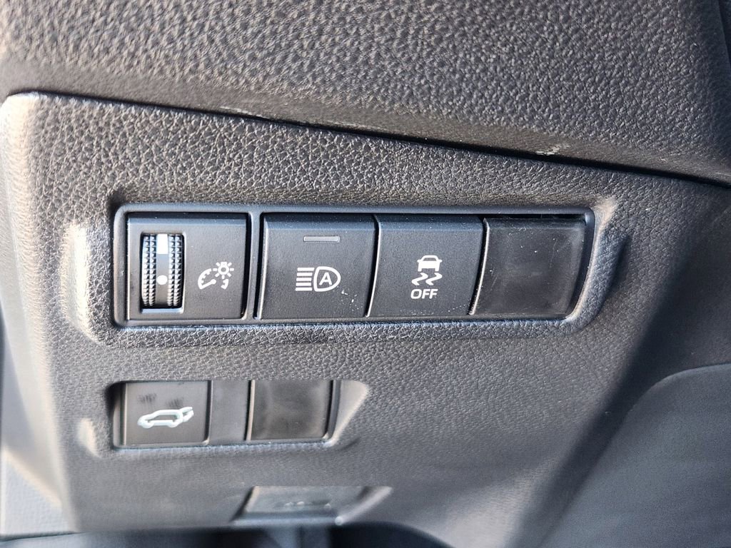 Used 2026 Toyota Corolla Cross XLE w/ Convenience Package image 14